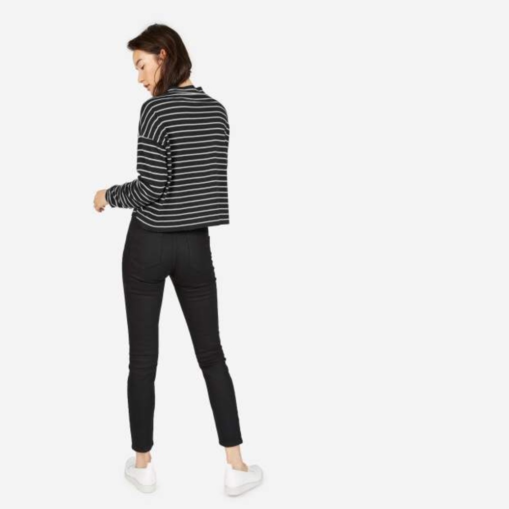Square Mockneck Tee